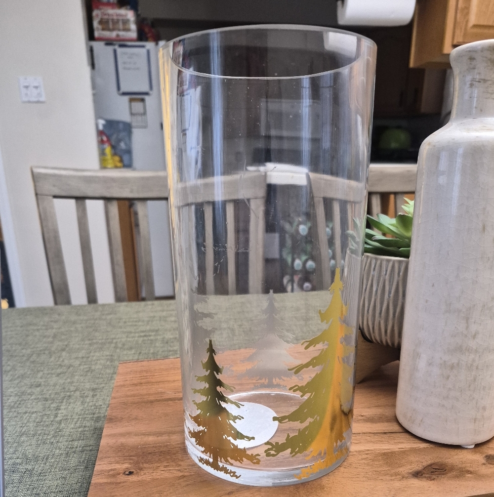 "New" 10inch Mikasa Gold Christmas Tree  Glass Huricane Vase